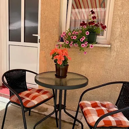 بيت ضيافة Omera بولا